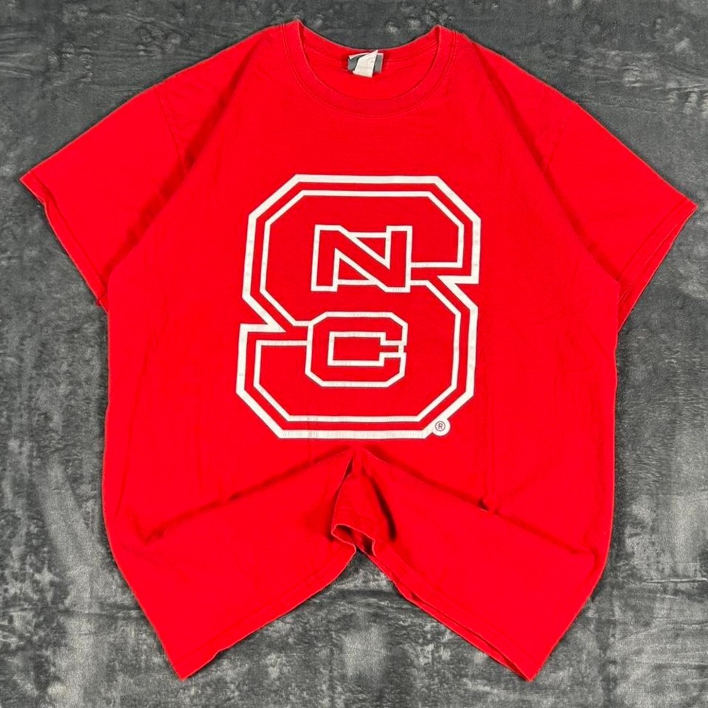 Y2K NC State Red & White‎ Graphic T-Shirt - size large